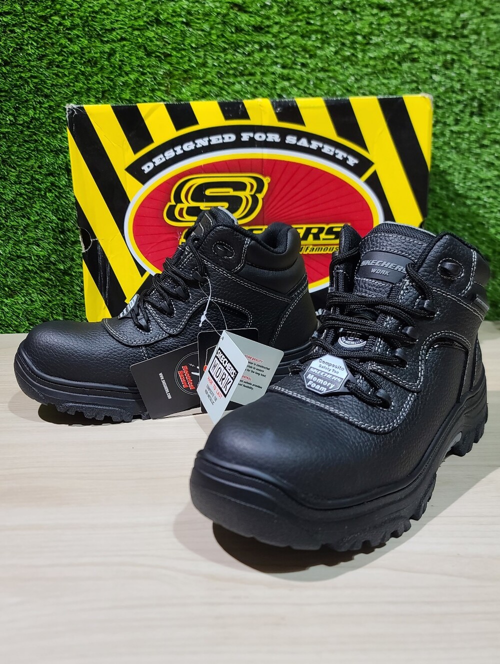 Skechers Burgin-Coralrow Composite Toe Boots / Black US Women's 8 NEW